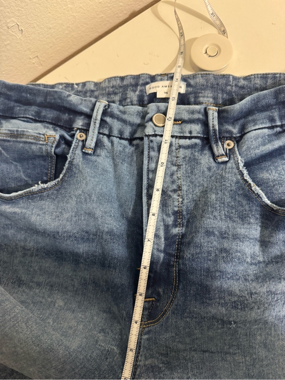 Good American Straight Leg Jeans Size 16 - Picture 8 of 9